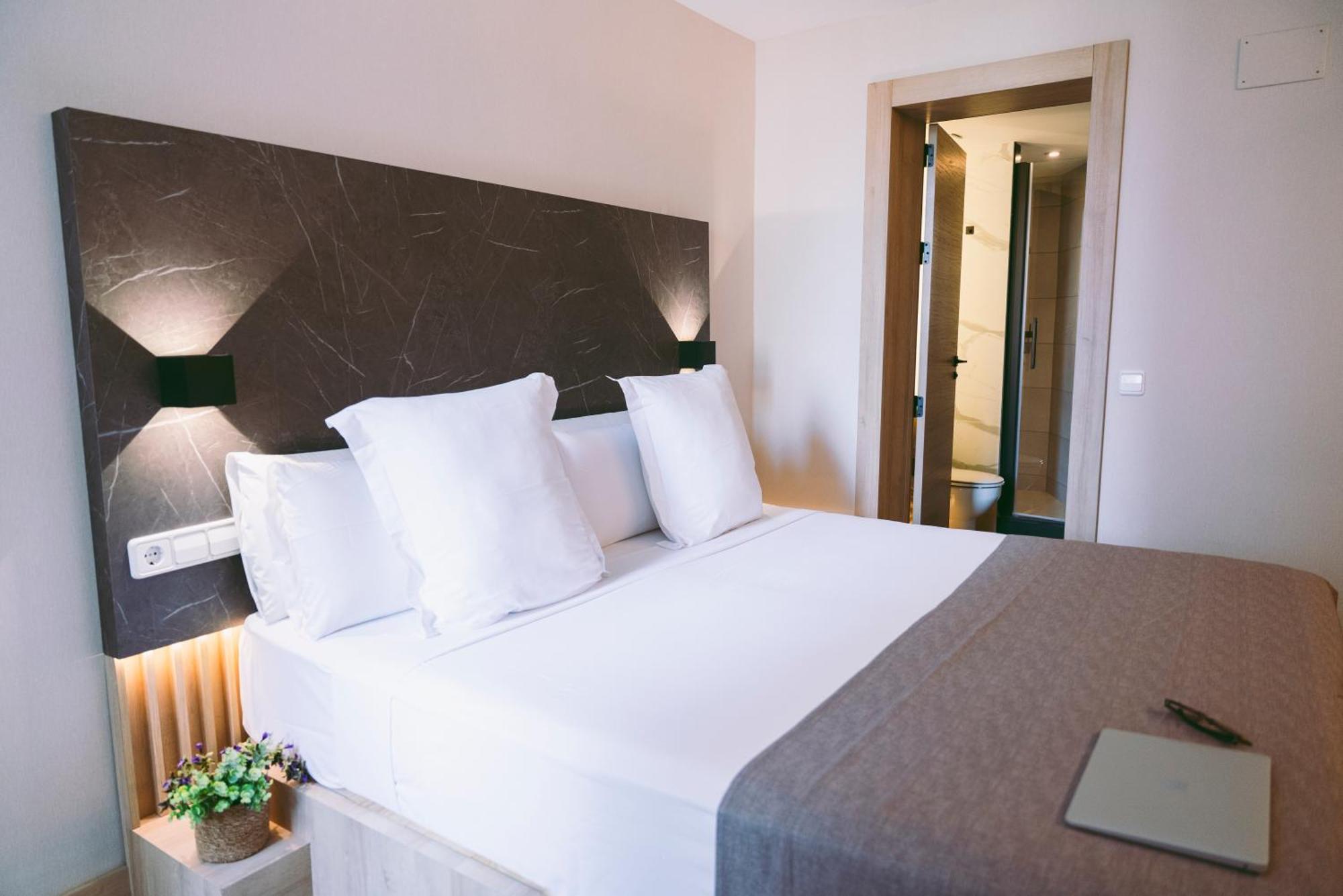 Hotel Casa Gardenia Barcelona Buitenkant foto